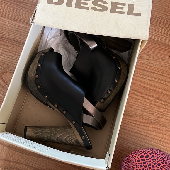 Diesel studded black heels, size 6 - Picture 10 of 10